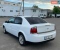 Белый Опель Вектра, объемом двигателя 2 л и пробегом 290 тыс. км за 3900 $, фото 3 на Automoto.ua