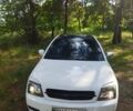 Белый Опель Вектра, объемом двигателя 1.8 л и пробегом 370 тыс. км за 4500 $, фото 1 на Automoto.ua