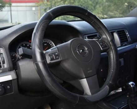 Опель Вектра 2008 в Кривом Роге на Automoto.ua Белый Опель Вектра, объемом двигателя 2.2 л и пробегом 249 тыс. км за 6200 $, фото 4 на Automoto.ua