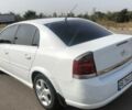 Белый Опель Вектра, объемом двигателя 2.2 л и пробегом 245 тыс. км за 6000 $, фото 2 на Automoto.ua