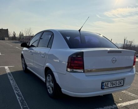 Білий Опель Вектра, об'ємом двигуна 2.2 л та пробігом 249 тис. км за 5900 $, фото 3 на Automoto.ua