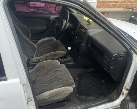 Білий Опель Вектра, об'ємом двигуна 0 л та пробігом 1 тис. км за 600 $, фото 2 на Automoto.ua