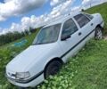 Белый Опель Вектра, объемом двигателя 2 л и пробегом 330 тыс. км за 1000 $, фото 1 на Automoto.ua