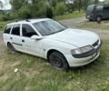 Белый Опель Вектра, объемом двигателя 1.6 л и пробегом 357 тыс. км за 650 $, фото 1 на Automoto.ua