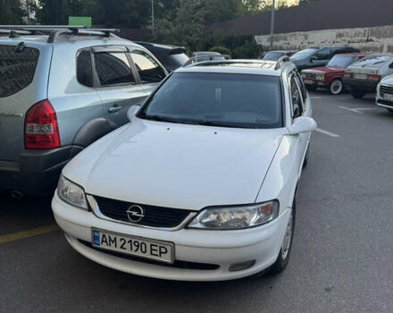 Белый Опель Вектра, объемом двигателя 1.8 л и пробегом 365 тыс. км за 2700 $, фото 7 на Automoto.ua