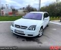 Білий Опель Вектра, об'ємом двигуна 2.2 л та пробігом 300 тис. км за 3999 $, фото 1 на Automoto.ua