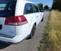 Білий Опель Вектра, об'ємом двигуна 2 л та пробігом 290 тис. км за 1853 $, фото 4 на Automoto.ua