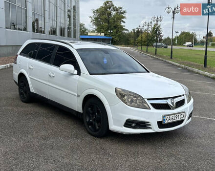 Белый Опель Вектра, объемом двигателя 1.9 л и пробегом 205 тыс. км за 3950 $, фото 5 на Automoto.ua