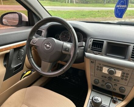 Белый Опель Вектра, объемом двигателя 1.9 л и пробегом 205 тыс. км за 3950 $, фото 15 на Automoto.ua