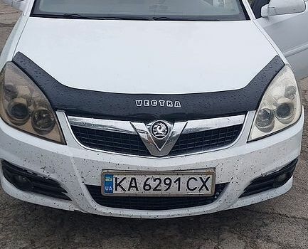 Белый Опель Вектра, объемом двигателя 1.91 л и пробегом 218 тыс. км за 4400 $, фото 6 на Automoto.ua