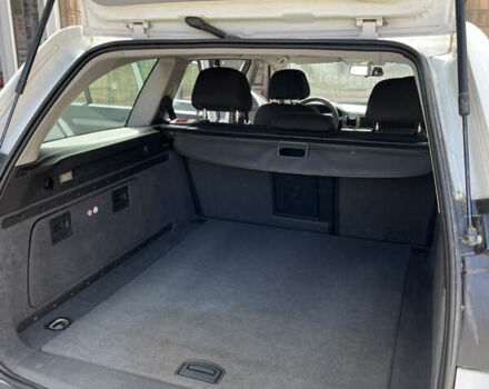 Белый Опель Вектра, объемом двигателя 1.91 л и пробегом 305 тыс. км за 5200 $, фото 2 на Automoto.ua