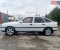 Белый Опель Вектра, объемом двигателя 2 л и пробегом 216 тыс. км за 1690 $, фото 8 на Automoto.ua