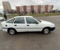 Белый Опель Вектра, объемом двигателя 2 л и пробегом 249 тыс. км за 1300 $, фото 4 на Automoto.ua