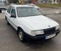 Белый Опель Вектра, объемом двигателя 2 л и пробегом 249 тыс. км за 1300 $, фото 1 на Automoto.ua