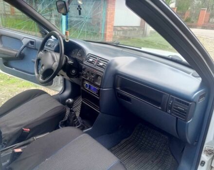 Белый Опель Вектра, объемом двигателя 2 л и пробегом 216 тыс. км за 1690 $, фото 11 на Automoto.ua