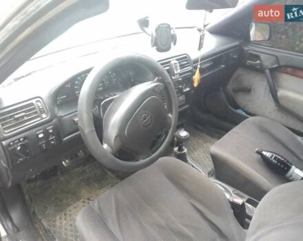 Білий Опель Вектра, об'ємом двигуна 0 л та пробігом 246 тис. км за 1700 $, фото 4 на Automoto.ua