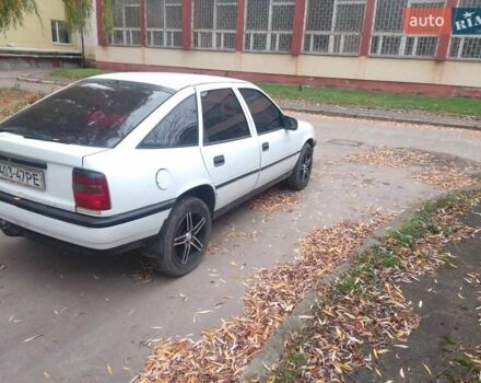 Білий Опель Вектра, об'ємом двигуна 0 л та пробігом 246 тис. км за 1700 $, фото 1 на Automoto.ua
