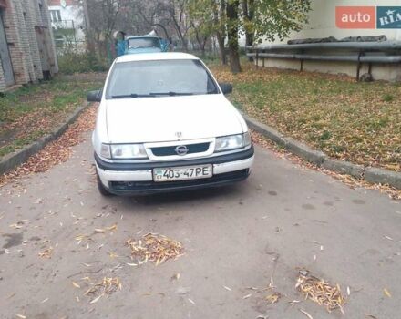 Білий Опель Вектра, об'ємом двигуна 0 л та пробігом 246 тис. км за 1700 $, фото 5 на Automoto.ua