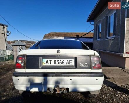 Белый Опель Вектра, объемом двигателя 2 л и пробегом 207 тыс. км за 1550 $, фото 5 на Automoto.ua