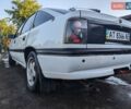 Белый Опель Вектра, объемом двигателя 2 л и пробегом 207 тыс. км за 1550 $, фото 1 на Automoto.ua