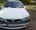 Білий Опель Вектра, об'ємом двигуна 2 л та пробігом 483 тис. км за 2500 $, фото 1 на Automoto.ua