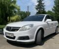 Белый Опель Вектра, объемом двигателя 1.9 л и пробегом 368 тыс. км за 5200 $, фото 1 на Automoto.ua