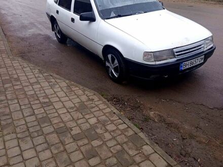 Белый Опель Вектра, объемом двигателя 1.6 л и пробегом 200 тыс. км за 1200 $, фото 1 на Automoto.ua