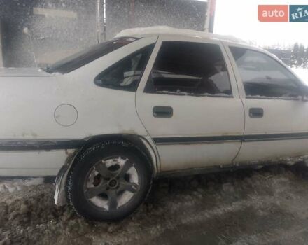 Белый Опель Вектра, объемом двигателя 2 л и пробегом 290 тыс. км за 1400 $, фото 1 на Automoto.ua