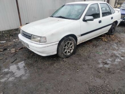 Білий Опель Вектра, об'ємом двигуна 6 л та пробігом 50 тис. км за 843 $, фото 1 на Automoto.ua