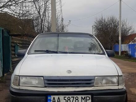 Білий Опель Вектра, об'ємом двигуна 1.6 л та пробігом 136 тис. км за 1100 $, фото 1 на Automoto.ua