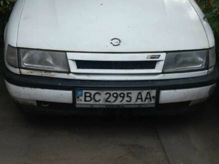 Белый Опель Вектра, объемом двигателя 1 л и пробегом 442 тыс. км за 1036 $, фото 1 на Automoto.ua