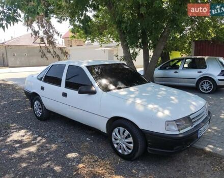 Білий Опель Вектра, об'ємом двигуна 1.6 л та пробігом 200 тис. км за 800 $, фото 1 на Automoto.ua