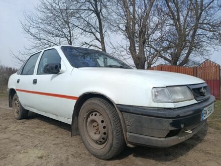 Білий Опель Вектра, об'ємом двигуна 2 л та пробігом 225 тис. км за 900 $, фото 1 на Automoto.ua