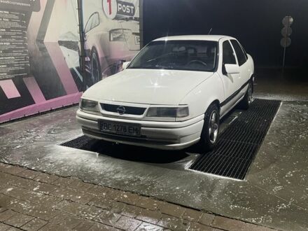 Белый Опель Вектра, объемом двигателя 1.6 л и пробегом 350 тыс. км за 800 $, фото 1 на Automoto.ua