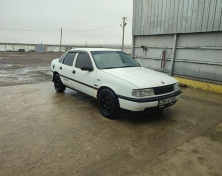 Білий Опель Вектра, об'ємом двигуна 2 л та пробігом 300 тис. км за 850 $, фото 1 на Automoto.ua