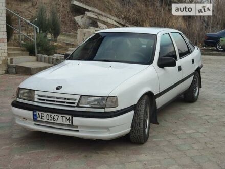Опель Вектра 1990 у Дніпро (Дніпропетровську) на Automoto.ua Білий Опель Вектра, об'ємом двигуна 1.8 л та пробігом 336 тис. км за 2150 $, фото 1 на Automoto.ua