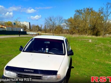 Белый Опель Вектра, объемом двигателя 1.6 л и пробегом 0 тыс. км за 860 $, фото 1 на Automoto.ua