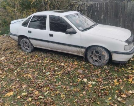 Белый Опель Вектра, объемом двигателя 0 л и пробегом 333 тыс. км за 500 $, фото 1 на Automoto.ua