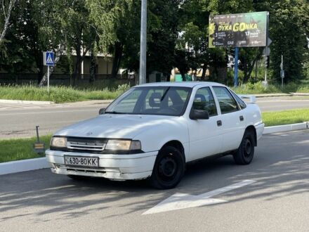Опель Вектра 1991 у Вишневом на Automoto.ua Білий Опель Вектра, об'ємом двигуна 1.8 л та пробігом 33 тис. км за 600 $, фото 1 на Automoto.ua