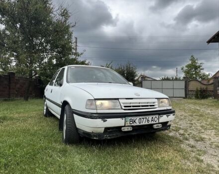 Белый Опель Вектра, объемом двигателя 1.8 л и пробегом 25 тыс. км за 980 $, фото 1 на Automoto.ua