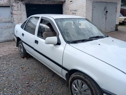 Белый Опель Вектра, объемом двигателя 1.7 л и пробегом 2 тыс. км за 2300 $, фото 1 на Automoto.ua