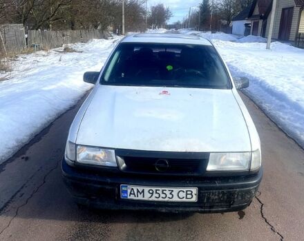 Белый Опель Вектра, объемом двигателя 2 л и пробегом 250 тыс. км за 1100 $, фото 1 на Automoto.ua