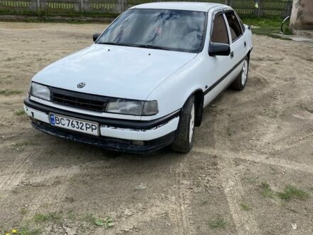 Опель Вектра 1993 в Яворове на Automoto.ua Белый Опель Вектра, объемом двигателя 1.7 л и пробегом 50 тыс. км за 800 $, фото 1 на Automoto.ua