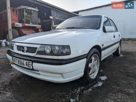 Белый Опель Вектра, объемом двигателя 2 л и пробегом 207 тыс. км за 1550 $, фото 1 на Automoto.ua
