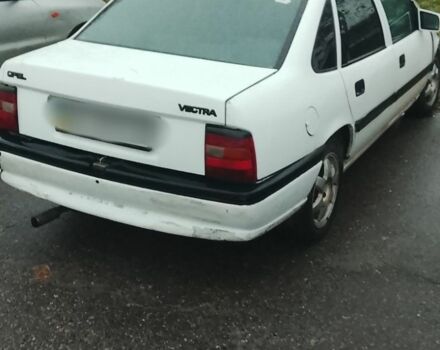 Белый Опель Вектра, объемом двигателя 0 л и пробегом 300 тыс. км за 709 $, фото 1 на Automoto.ua