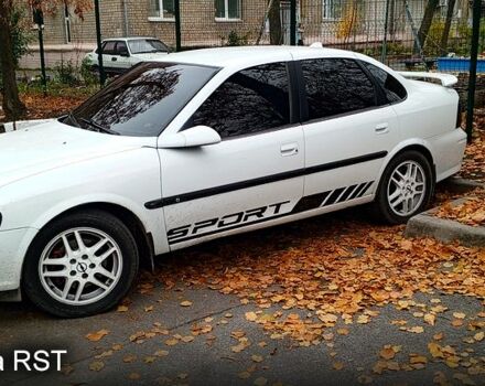 Белый Опель Вектра, объемом двигателя 2 л и пробегом 167 тыс. км за 4000 $, фото 1 на Automoto.ua