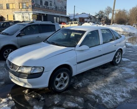 Белый Опель Вектра, объемом двигателя 1.6 л и пробегом 389 тыс. км за 999 $, фото 1 на Automoto.ua