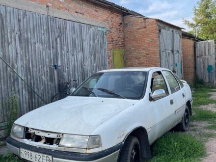 Белый Опель Вектра, объемом двигателя 1.6 л и пробегом 870 тыс. км за 358 $, фото 1 на Automoto.ua