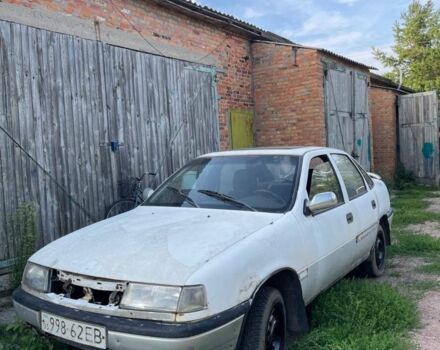 Белый Опель Вектра, объемом двигателя 1.6 л и пробегом 870 тыс. км за 346 $, фото 1 на Automoto.ua