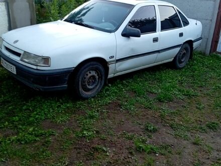 Белый Опель Вектра, объемом двигателя 2 л и пробегом 200 тыс. км за 850 $, фото 1 на Automoto.ua
